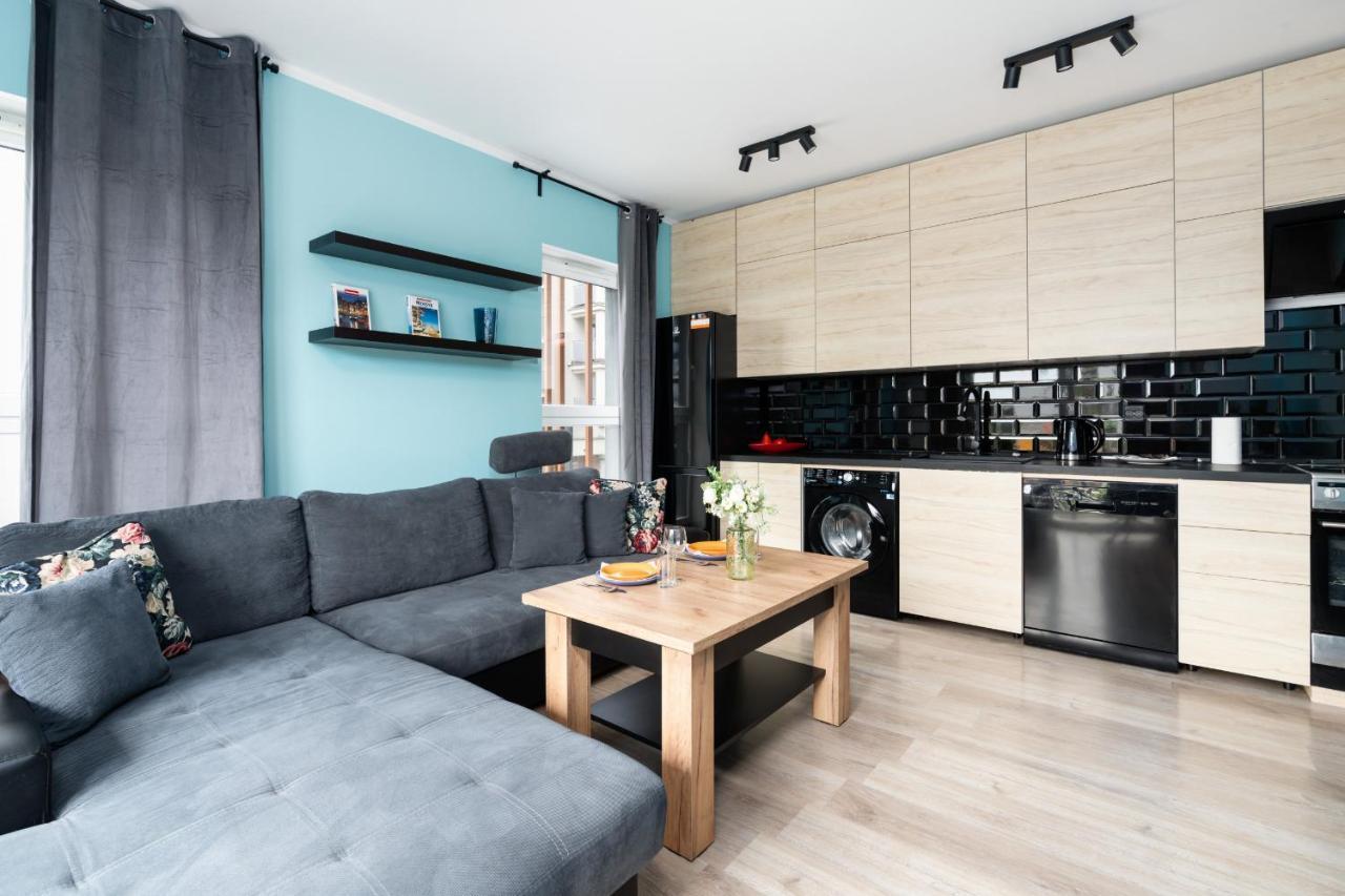 Modern Apartment With Balcony & Free Garage Poznan By Noclegi Renters ภายนอก รูปภาพ