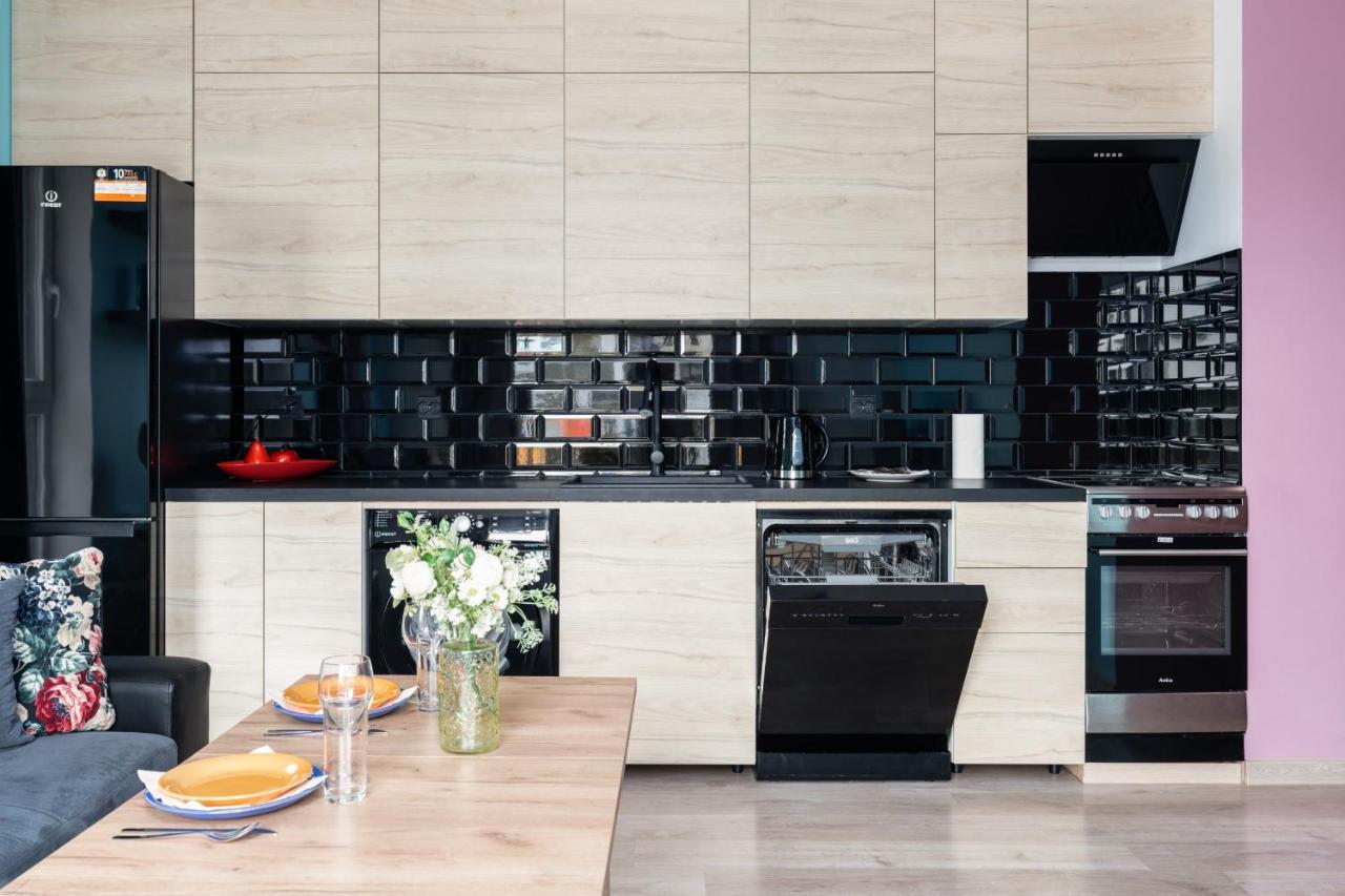 Modern Apartment With Balcony & Free Garage Poznan By Noclegi Renters ภายนอก รูปภาพ